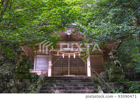 鳥取縣日野町瀧山神社的禮拜堂 93090471