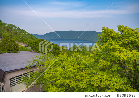 從登別熊公園看到的九多拉湖(北海道登別市) 從登別熊公園看到的九多拉湖(北海道登別市) 93091685