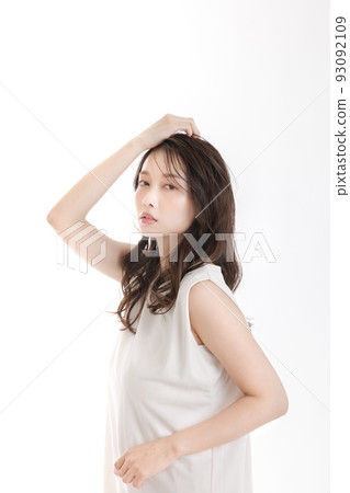 Beautiful woman 93092109