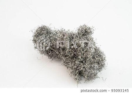 A metal scrubbing brush with the same uses as a traditional scrubbing brush 93093145