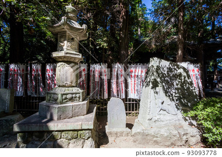 [Toyokawa Inari Shrine] Entrance to Reikozuka 93093778