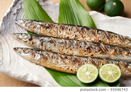 Salt-grilled saury Salt-grilled saury 93096743