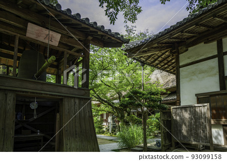 Entsuji Temple Bell Tower and Main Hall Kurashiki City, Okayama Prefecture 93099158