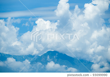 Ariake seen through the clouds 93099990