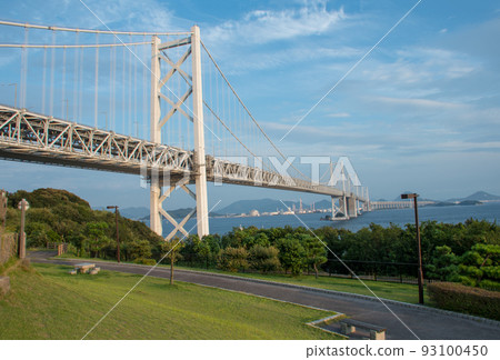 從Yojima停車場看到的瀨戶大橋 從Yojima停車場看到的瀨戶大橋 93100450