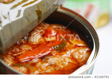 canned chili tuna on wooden table , 93100791