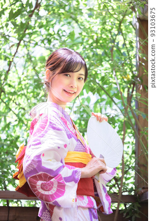 Yukata female portrait 93103675