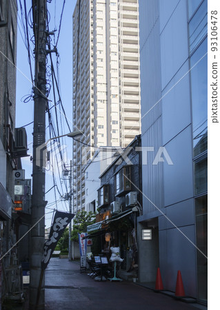 代官山，澀谷區，一個小巷和住宅區，散佈著獨特的餐廳 93106478