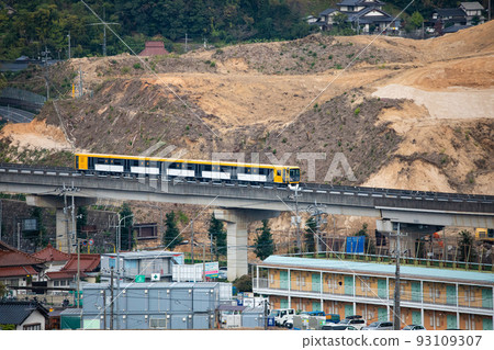 EOS5D. Hiroshima City, Nishi Ward Astram Line. EOS5D. Hiroshima City, Nishi Ward Astram Line. 93109307