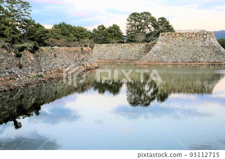 H城堡 H城堡 93112715