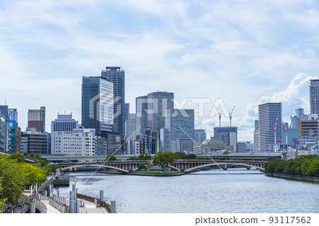 Cityscape of Osaka Scenery of Nakanoshima from Temmabashi Cityscape of Osaka Scenery of Nakanoshima from Temmabashi 93117562