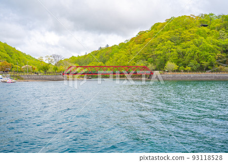 Lake Shikotsu Mountain Line Railway Bridge (Chitose City, Hokkaido) Lake Shikotsu Mountain Line Railway Bridge (Chitose City, Hokkaido) 93118528