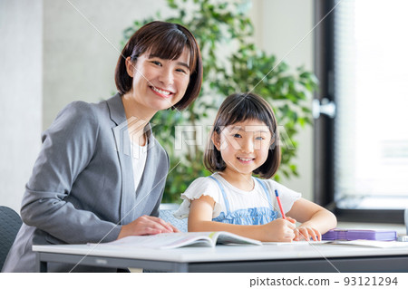 導師和孩子 93121294