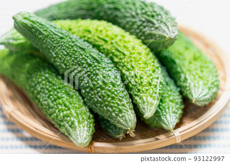 Bitter gourd and bitter gourd dishes Bitter gourd and bitter gourd dishes 93122997