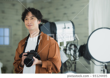Photographer 93124495