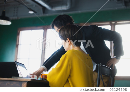 Business image 93124598