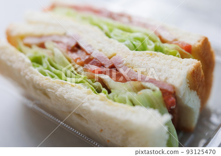 Handmade Sandwich (BLT) Handmade Sandwich (BLT) 93125470