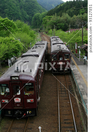 渡瀨溪國鐵道的“赤金”在此穿越“赤金3”，充滿鄉土色彩的風景 93127851