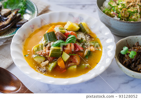 夏季蔬菜桌 93128052