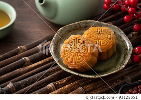 Mid-Autumn Festival Moon cake Geppei 93128651