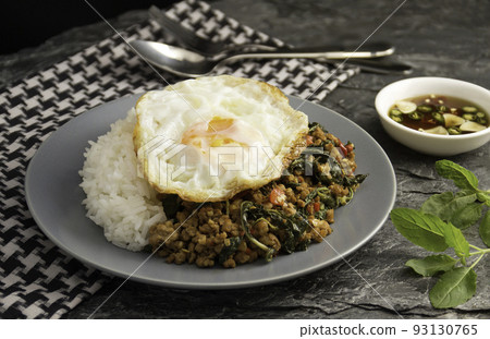 stir fried thai basil with minced pork with fried egg stir fried thai basil with minced pork with fried egg 93130765