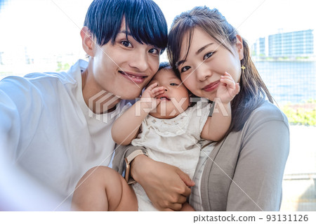 Close family taking a selfie Close family taking a selfie 93131126