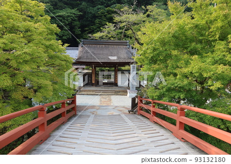 Shrines and Temples in Japan: Scenery of the Murouji precincts entrance and Taiko Bridge in Uda City, Nara Prefecture 93132180