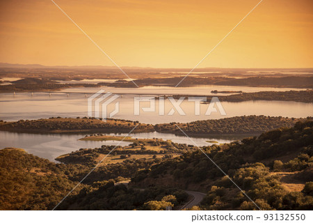 PORTUGAL ALENTEJO MONSARAZ LAKE 93132550