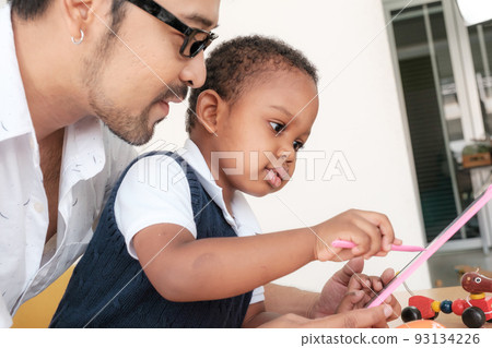 Father and kids Father and kids 93134226