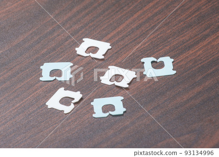 Plastic bag closure Plastic image material Life convenience Plastic bag closure Plastic image material Life convenience 93134996
