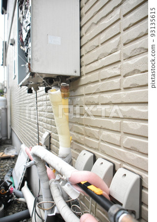 燃氣熱水器安裝施工 93135615