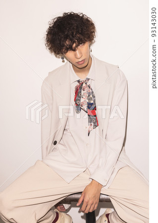 Young man fashion beauty Young man fashion beauty 93143030