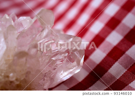Crystal cluster power stone check pattern background Crystal cluster power stone check pattern background 93146010