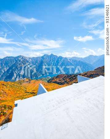 秋季立山黑部阿爾卑斯山脈路線(從大觀峰眺望) 秋季立山黑部阿爾卑斯山脈路線(從大觀峰眺望) 93146621