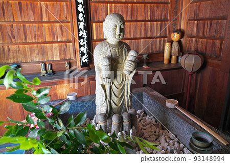 [Single hermitage temple] Hachiman, Yawata-shi, Kyoto 93148994