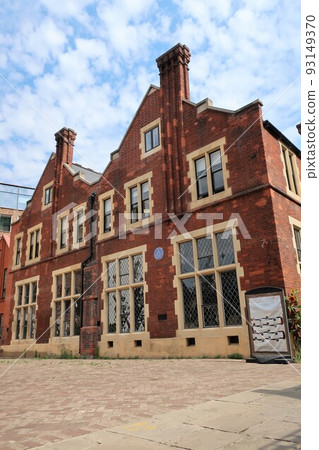 Toynbee Hall (East London) Toynbee Hall (East London) 93149370