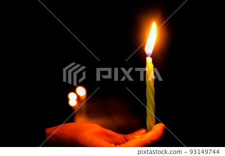 Diwali lamp lit by hand, Diwali Lamps , Diwali diya lamps lit during diwali celebration 93149744