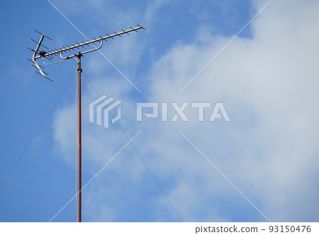 TV antenna on the roof TV antenna on the roof 93150476