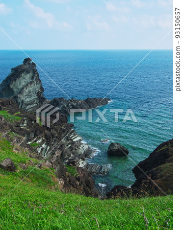 夏天的石垣島,從眾神降臨的聖地三笠看府井岩 夏天的石垣島,從眾神降臨的聖地三笠看府井岩 93150657
