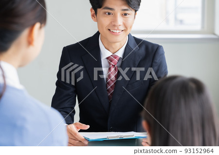 一個給予職業指導的人 一個給予職業指導的人 93152964