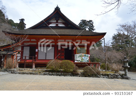 Tanzan Shrine's "Mausoleum Hall" (Tonomine, Sakurai City, Nara Prefecture) 93153167