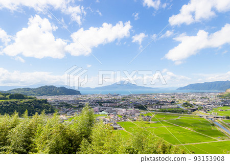 鹿兒島縣愛良市高倉展望台的景色錦江灣和櫻島的景色 93153908