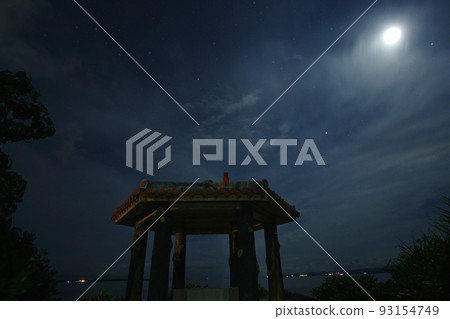 石垣島、沖繩、琉球觀音崎燈塔展望台之夜 93154749