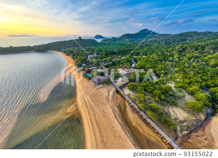 Aerial view of Koh Phayam beach in Ranong, Thailand 93155022