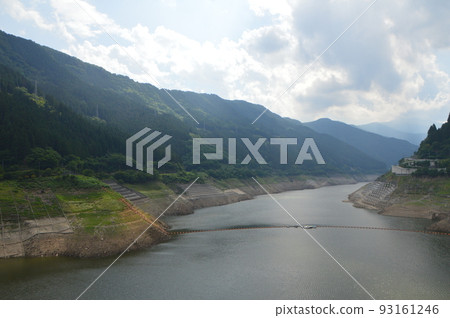 Dam lake (Takizawa Dam / Chichibu City, Saitama Prefecture) Dam lake (Takizawa Dam / Chichibu City, Saitama Prefecture) 93161246