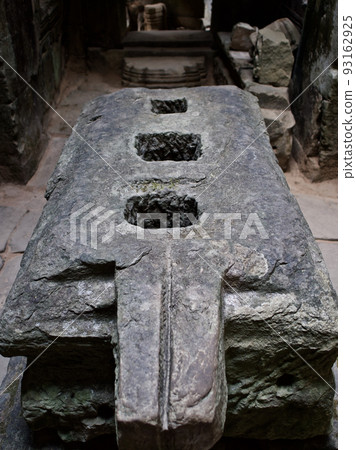 Architecture of ancient temple complex Angkor, Siem Reap 93162925