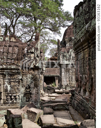 Architecture of ancient temple complex Angkor, Siem Reap Architecture of ancient temple complex Angkor, Siem Reap 93163162