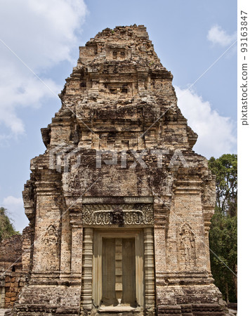 Architecture of ancient temple complex Angkor, Siem Reap 93163847