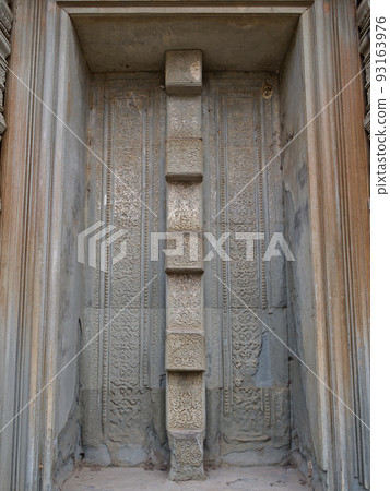 Architecture of ancient temple complex Angkor, Siem Reap 93163976