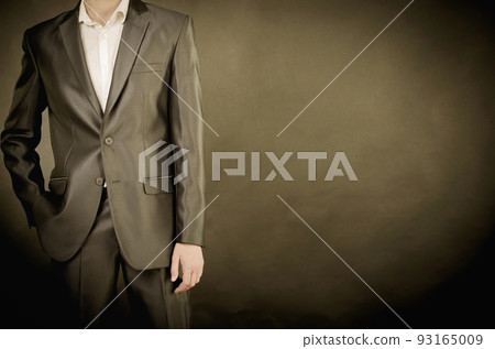 man in suit 93165009